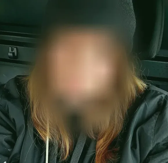 Anna, 28