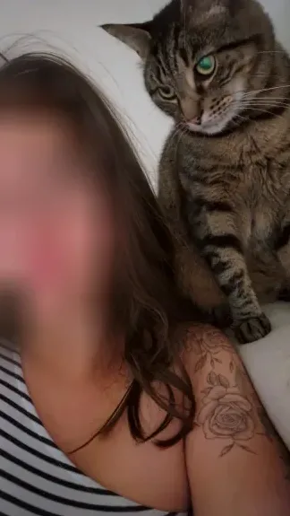Antonia, 28