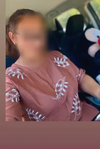 Carla, 39