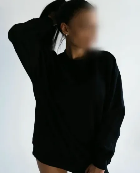 Emma, 29
