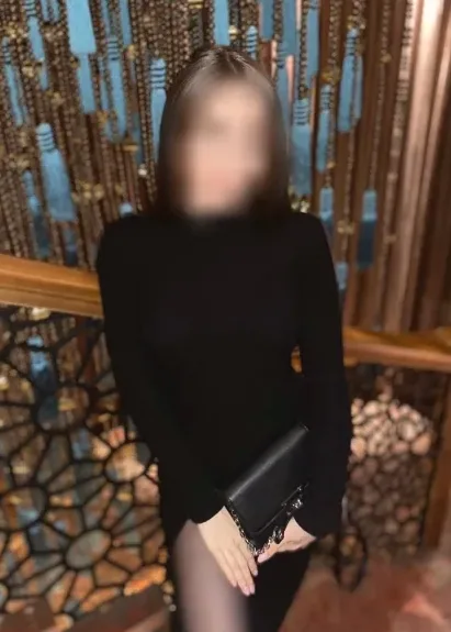 Greta, 36