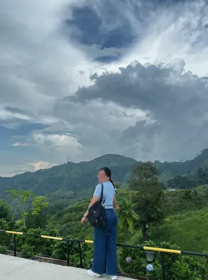 Jacqueline, 30