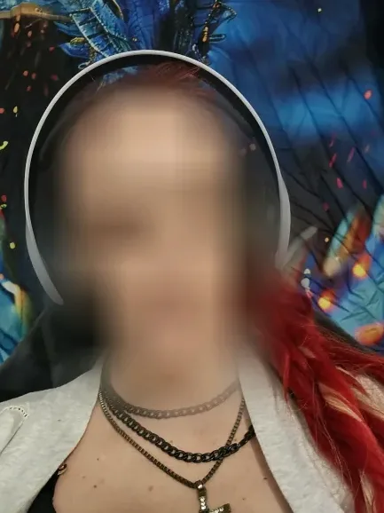 Janina, 36