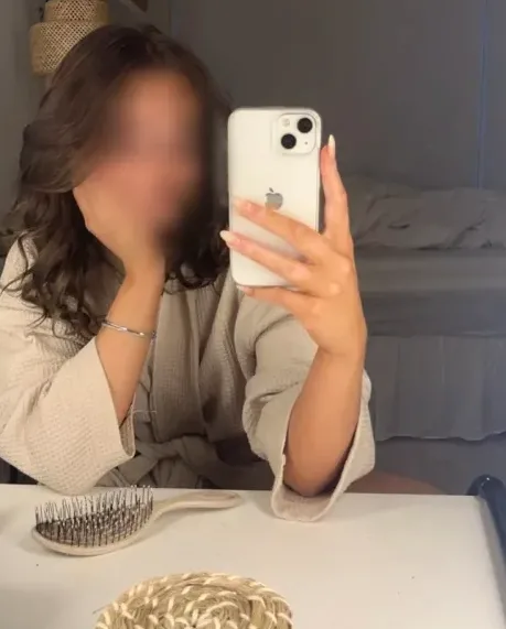 Leonie, 20