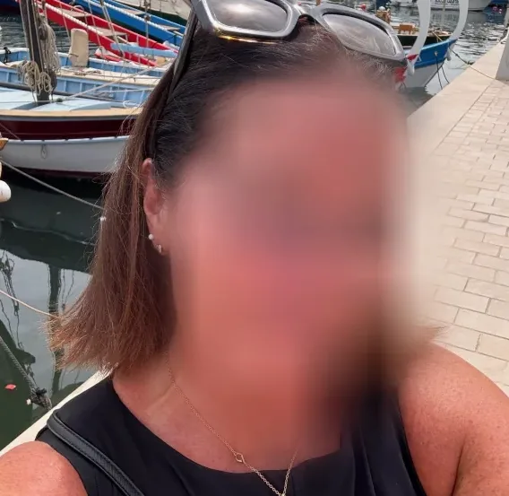 Marina, 32