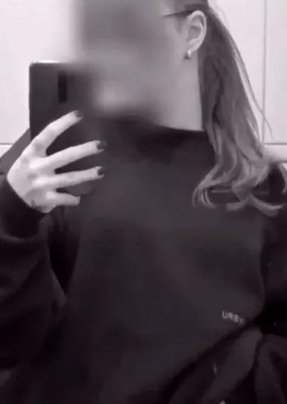 Marlene, 19