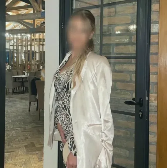 Meike, 25