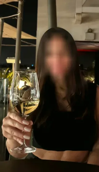 Simone, 40