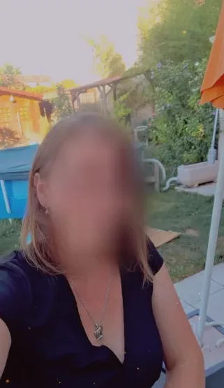 Viktoria, 37